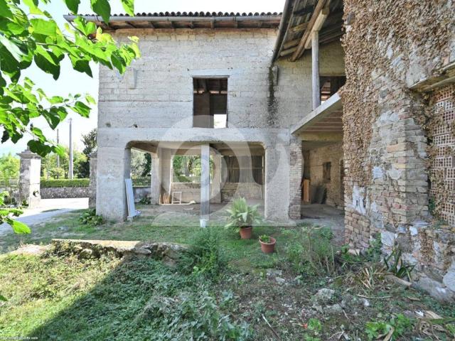 Rustico in vendita a Martinazzo / Martinaç, Cassacco / Cjassà