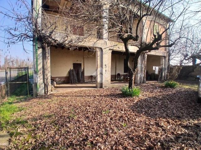 Rustico in vendita a Taranta, Cassano D'adda