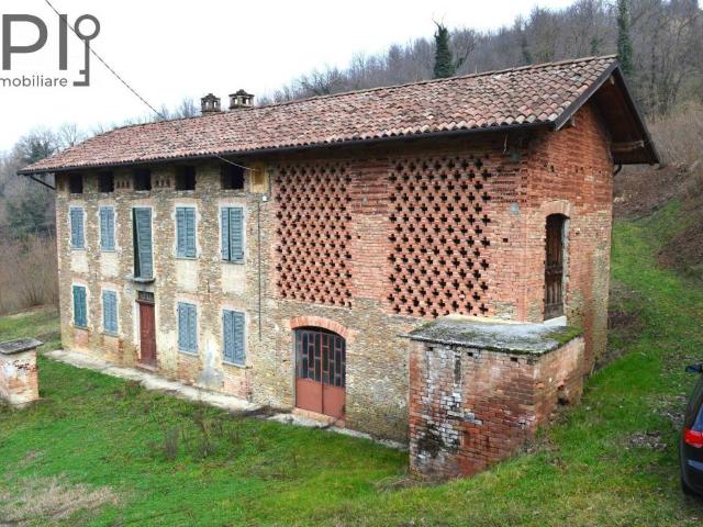 Rustico in vendita a Piemonte, Asti
