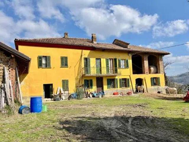 Rustico in vendita a Piemonte, Asti