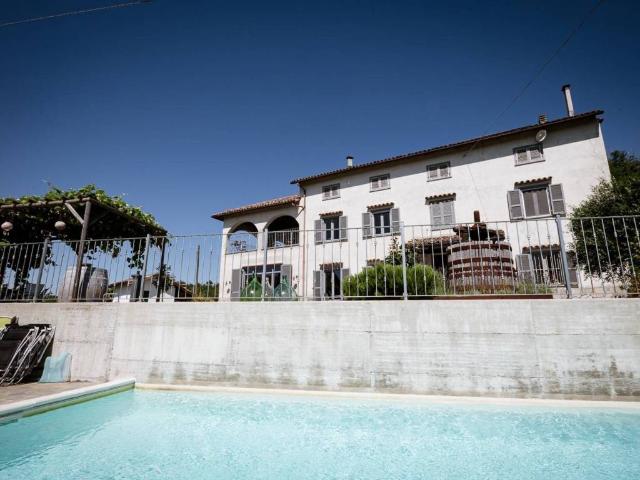 Rustico in vendita a Piemonte, Asti