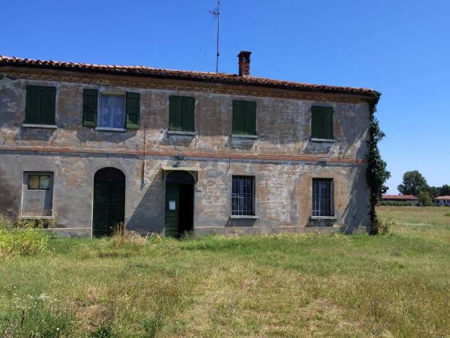 Rustico in vendita a Unione della Romagna Faentina, Castel Bolognese