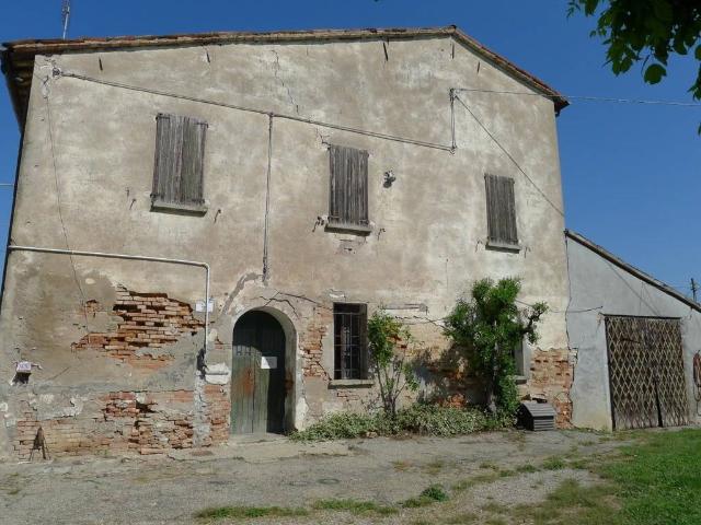Rustico in vendita a Unione della Romagna Faentina, Castel Bolognese