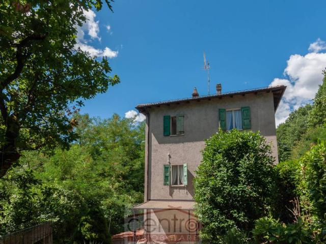 Rustico in vendita a Unione dell'Appennino Bolognese, Castel D'aiano