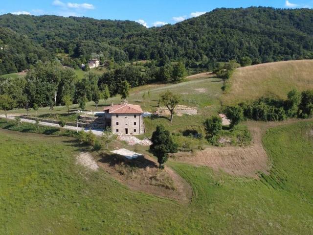 Rustico in vendita a Unione dell'Appennino Bolognese, Castel D'aiano