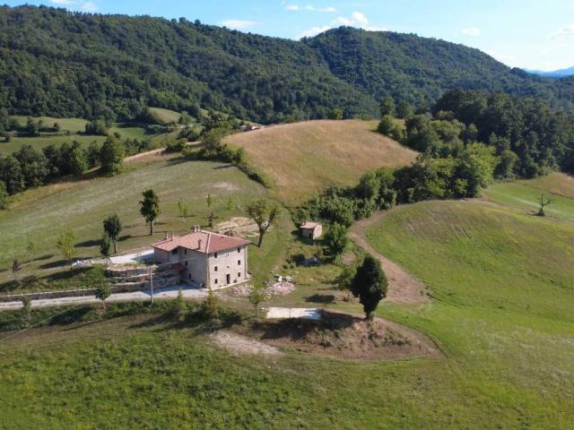 Rustico in vendita a Unione dell'Appennino Bolognese, Castel D'aiano