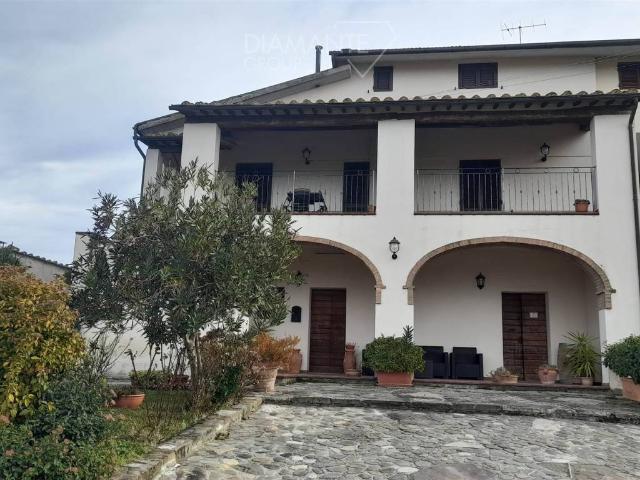 Rustico in vendita a Unione dei Comuni Montani Amiata Grossetana, Castel Del Piano