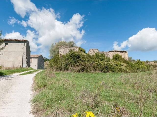 Rustico in vendita a Castel Di Sangro, Abruzzo