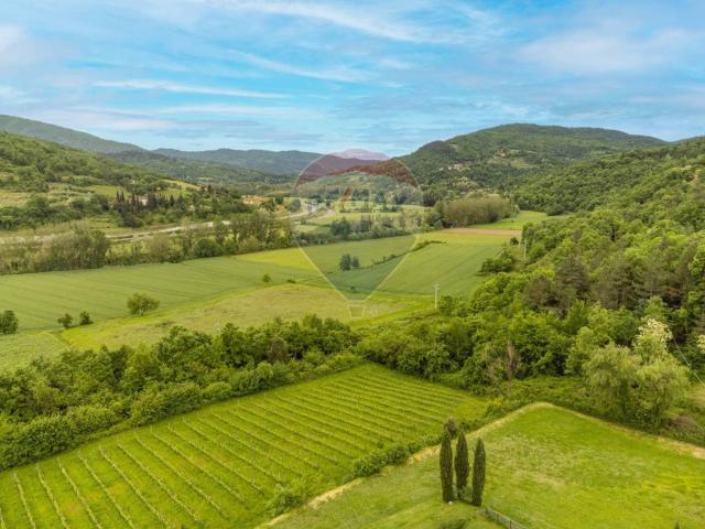 Rustico in vendita a Castel Focognano, Toscana