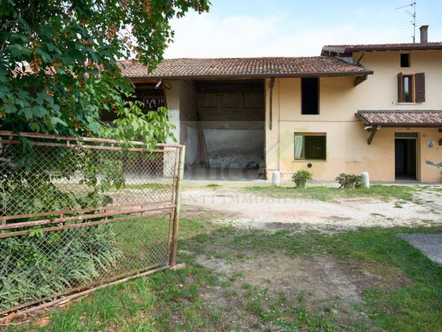 Rustico in vendita a Castel Goffredo, Lombardia