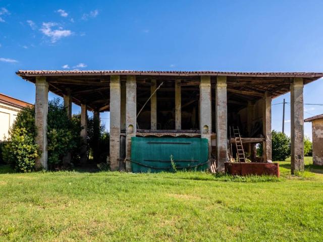 Rustico in vendita a Unione Reno Galliera, Castel Maggiore