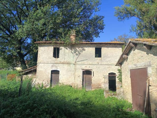 Rustico in vendita a Castel Ritaldi, Umbria