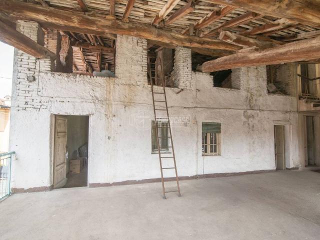 Rustico in vendita a Castel Rozzone, Lombardia