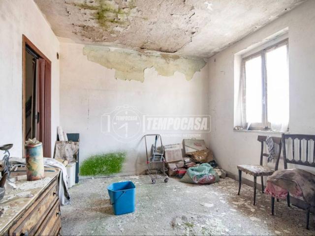 Rustico in vendita a Castel Rozzone, Lombardia