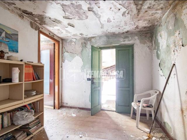 Rustico in vendita a Castel Rozzone, Lombardia