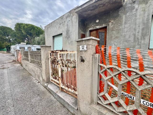 Rustico in vendita a Badorlina, Marche