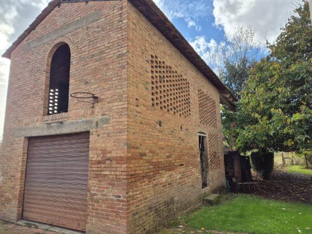 Rustico in vendita a Unione dei Comuni Circondario dell'Empolese Valdelsa, Castelfiorentino