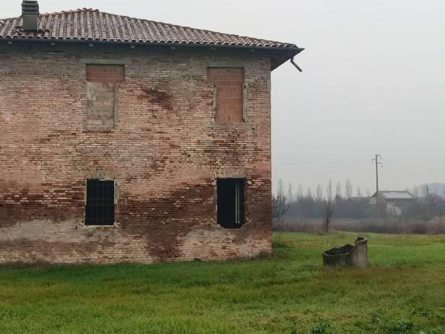 Rustico in vendita a Unione dei comuni del Sorbara, Castelfranco Emilia