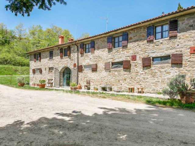 Rustico in vendita a Castelfranco Piandiscò, Toscana