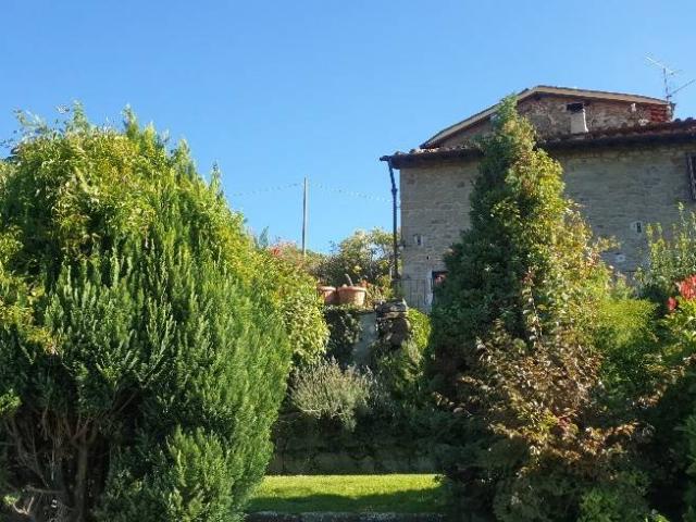 Rustico in vendita a Castelfranco Piandiscò, Toscana