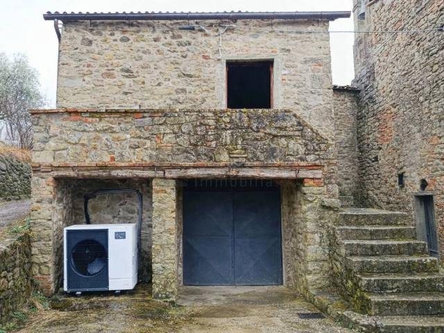 Rustico in vendita a Castelfranco Piandiscò, Toscana