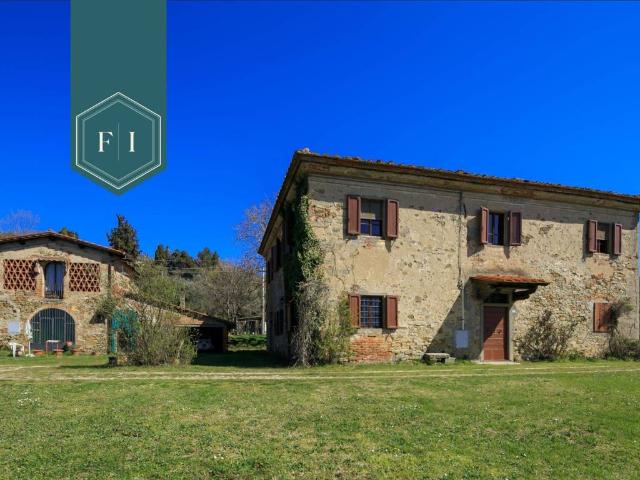 Rustico in vendita a Castelfranco Piandiscò, Toscana
