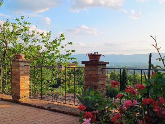 Rustico in vendita a Castelfranco Piandiscò, Toscana