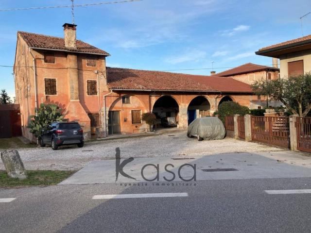 Rustico in vendita a Castelfranco Veneto, Veneto