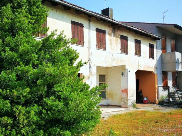 Rustico in vendita a Treville, Castelfranco Veneto
