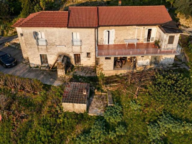 Rustico in vendita a Castellabate