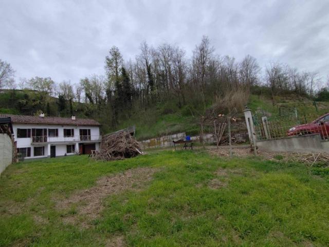 Rustico in vendita a Piemonte, Asti