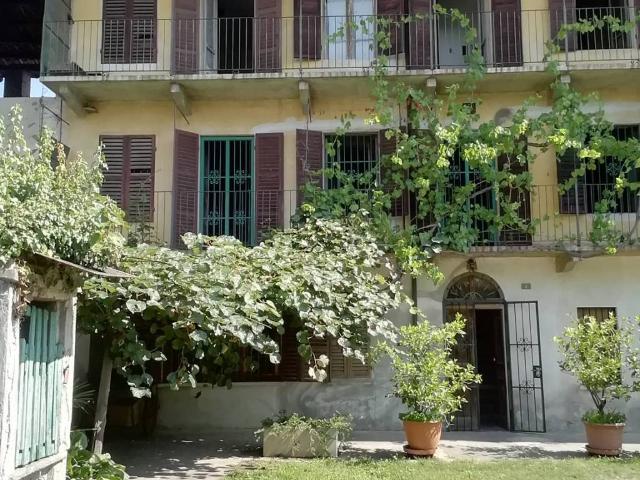 Rustico in vendita a Spineto, Piemonte