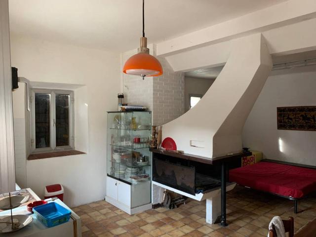 Rustico in vendita a Tresinaro - Secchia, Re