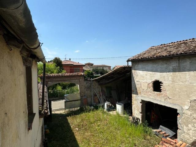 Rustico in vendita a Castell'arquato, Reggio Emilia