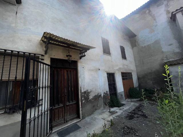 Rustico in vendita a Castellazzo Bormida