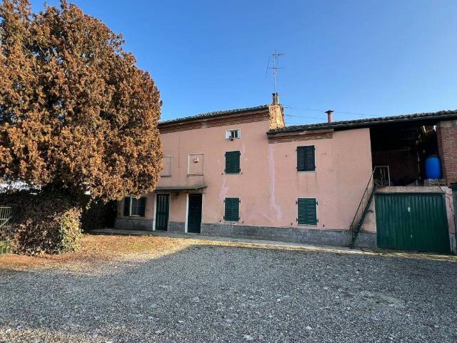 Rustico in vendita a Castellazzo Bormida