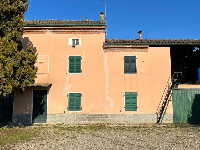 Rustico in vendita a Piemonte, Alessandria