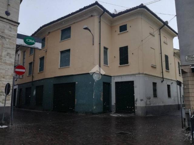 Rustico in vendita a Castellazzo Bormida