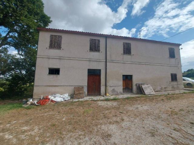 Rustico in vendita a Marche, Ancona