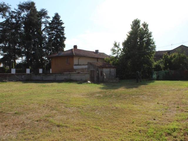 Rustico in vendita a Castelletto Di Branduzzo, Lombardia