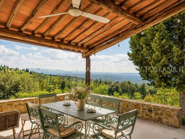 Rustico in vendita a Castellina in Chianti, Siena