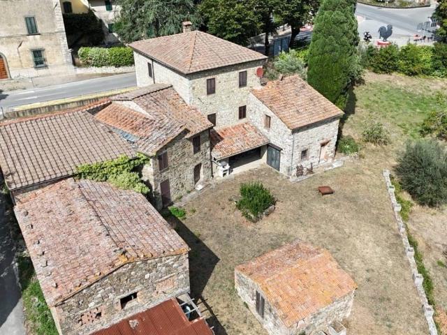 Rustico in vendita a Castellina In Chianti, Toscana