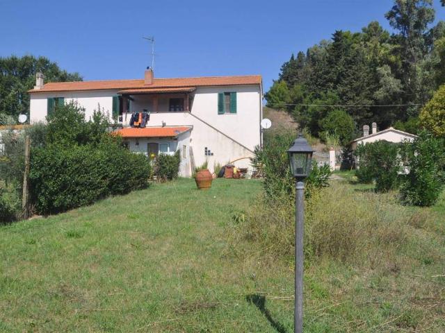 Rustico in vendita a Santa Luce, Toscana