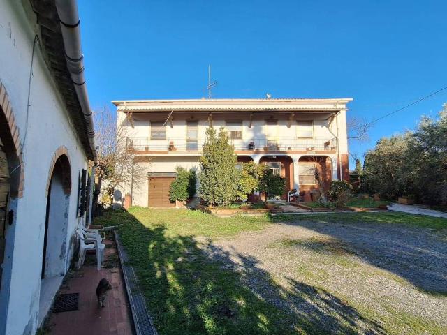 Rustico in vendita a Castellina Marittima, Toscana