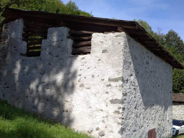 Rustico in vendita a Castello Dell'acqua, Lombardia