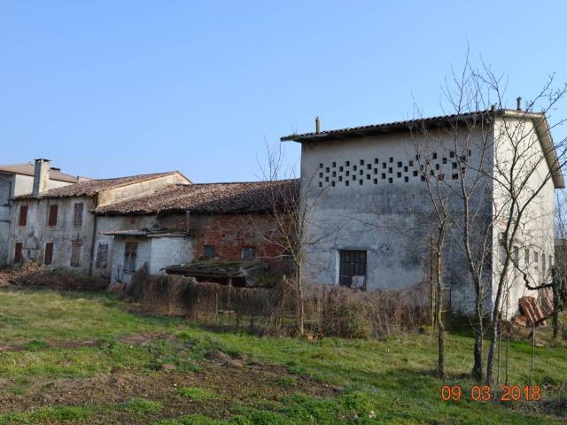 Rustico in vendita a Fonte, Castello Di Godego