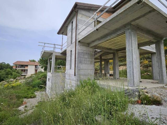 Rustico in vendita a Castell'umberto, Sicilia