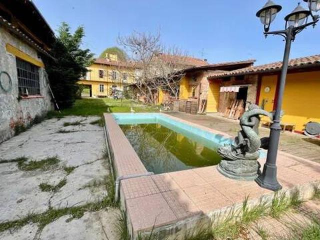 Rustico in vendita a Piemonte, Asti