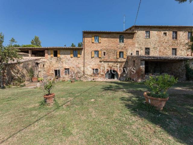 Rustico in vendita a Castelnuovo Berardenga, Toscana