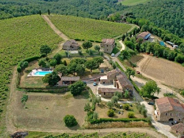 Rustico in vendita a Castelnuovo Berardenga, Toscana